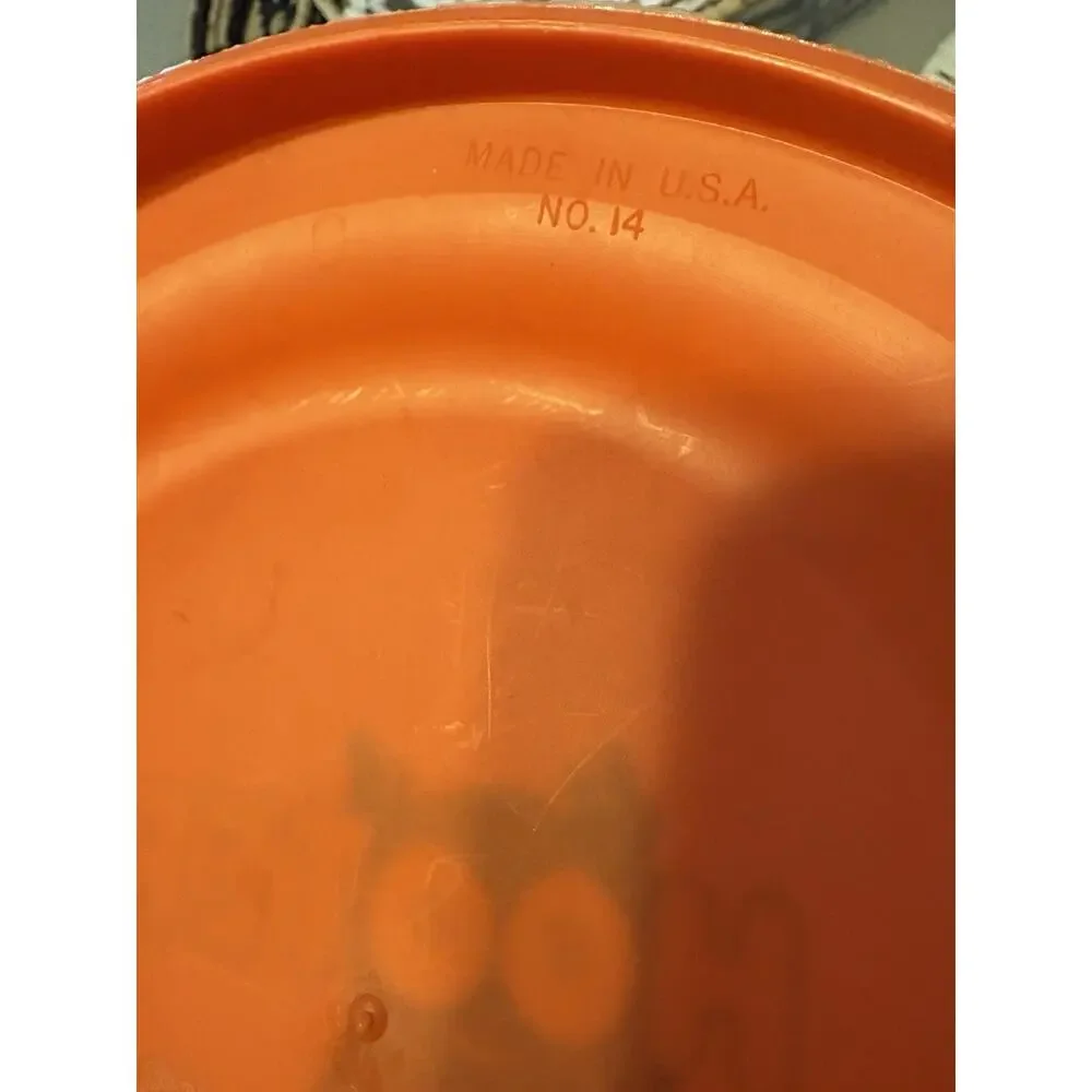 Vintage HOOTERS Advertising Orange Humphrey Flyer Flying Disc Made In U. S. A.